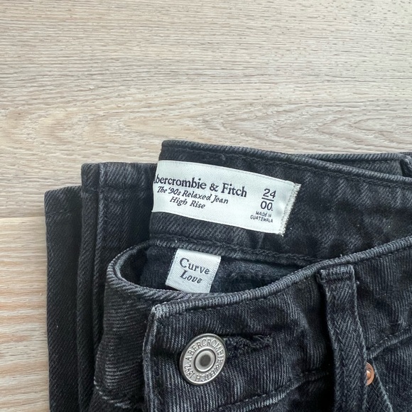 abercrombie jeans - Picture 3 of 3